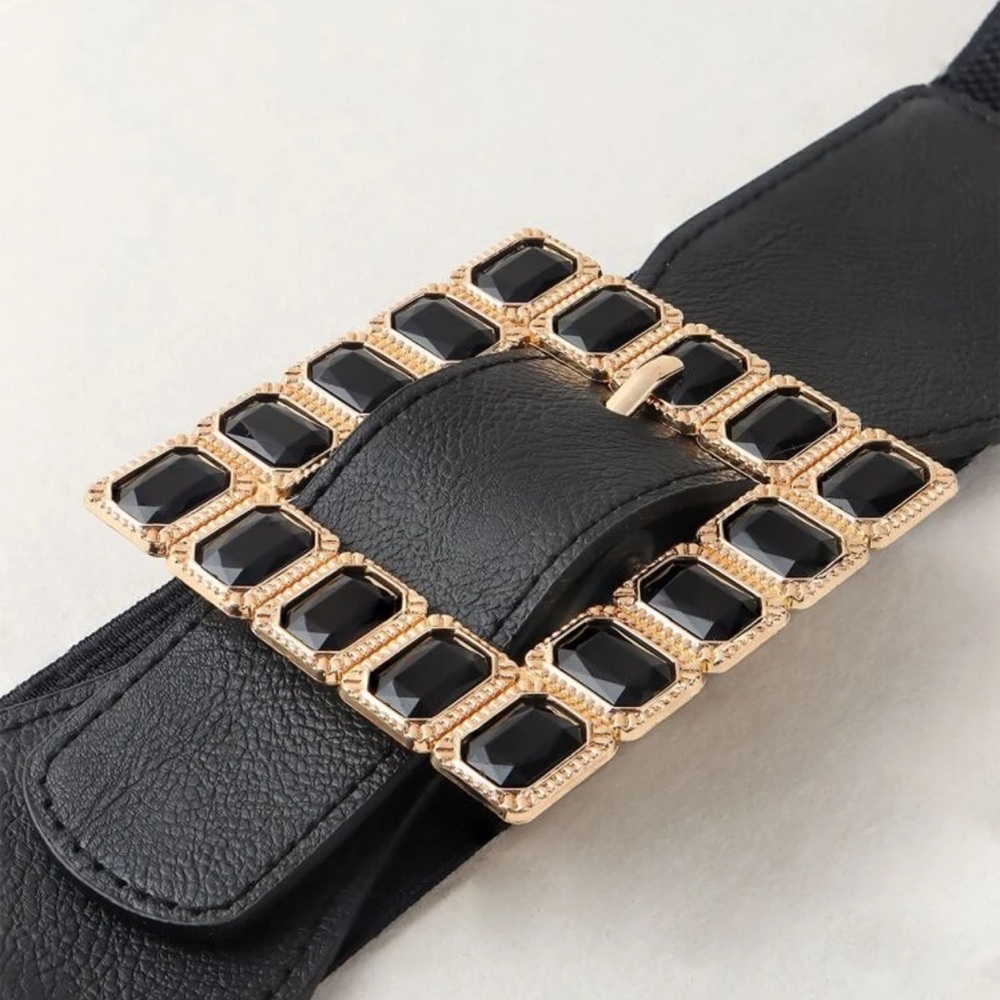 Square Buckle Vegan Leather Statement Belt - Picture 3 of 8